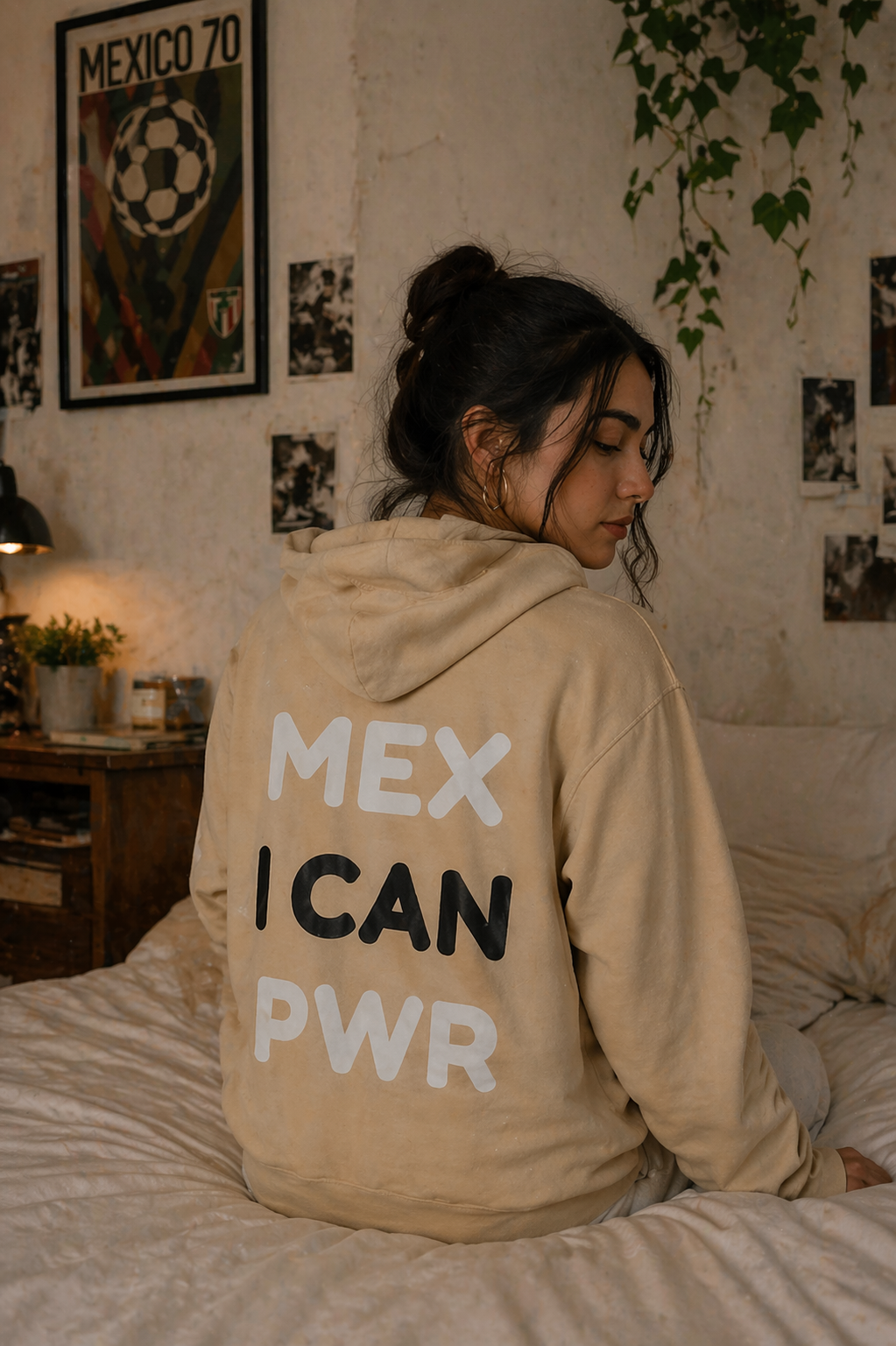 Hoodie Print Mexican PWR Beige con Negro